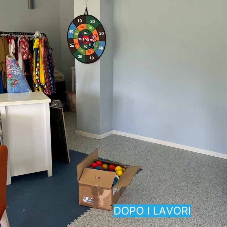 sala gioco per bambini con pavimento antitrauma